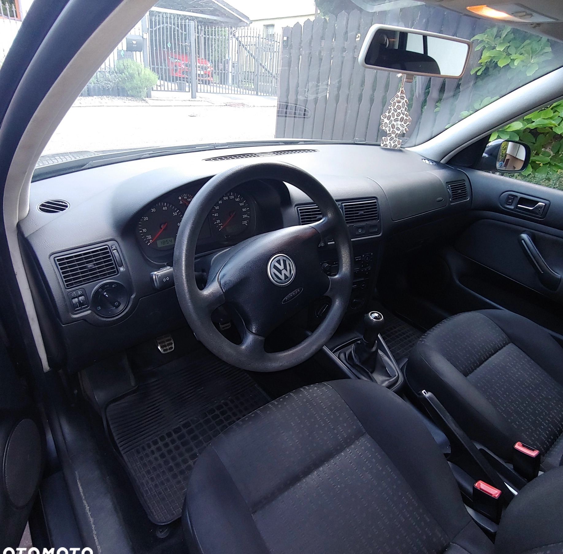Volkswagen Golf cena 13500 przebieg: 133300, rok produkcji 2003 z Mikołów małe 11